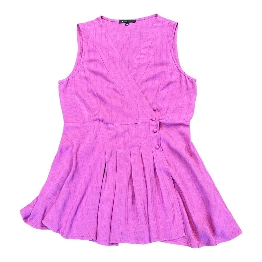 STACCATO, BY CHICO, SLEEVELESS, V-NECK TUNIC IN PURPLE. SIZE S
